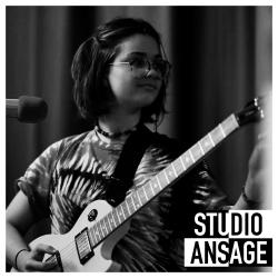 Studio Ansage Busking Paradiso 2017 Lizzy and the Palm