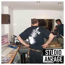 Studio Ansage Radio Fhain Dezember 2009